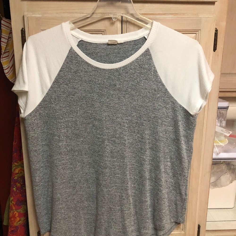 GAP short sleeve sweater